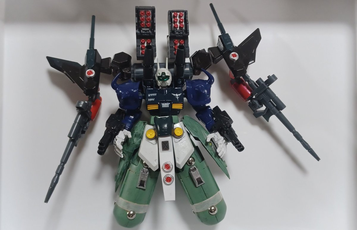 usagi_oosama's tweet photo. #ガンプラ好きと繋がりたい 
#ガンプラ

ガンキャノンのベースに
境界戦記　グフ　などなど
ジャンクパーツを使用　

これ一応～
『パーフェクトネオジオング』
を参考にしてるで

『ネオガンキャノン』なのです・・ https://t.co/r76skWS0Qk