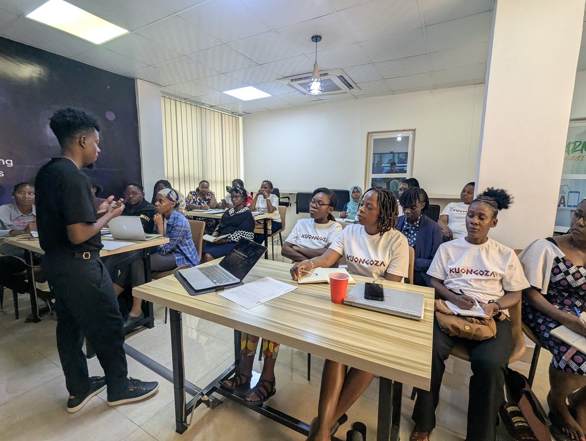 Women Entrepreneurs and the Digital Economy 📊💰

In the Project Kuongoza report survey, 43% of our respondents reported already using AI for business, with another 35% indicated that they plan to do so in the near future.