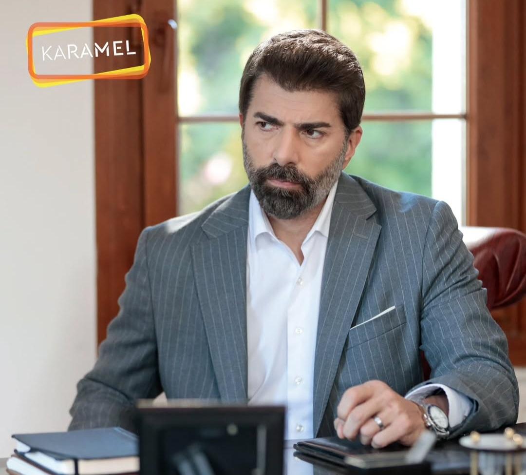 esaretbr's tweet photo. #Esaret hoje ao vivo no Kanal 7 🤍✨️
A tag de hoje
#AffetBeni
#MePerdoe
#MahassineMerabet
#CenkTorun
#OrHir https://t.co/ewQiFZOyBQ