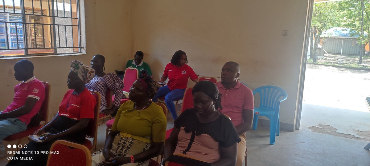 cotauganda's tweet photo. At today’s M&E Reflection Review under #WVLProject, stakeholders raised critical issues:
Livelihood gaps for young women
GBV & poor reporting systems
Low women’s representation in leadership
Need for mentorship & girls’ education support We’re listening. #CARE #COTA #WomenLead https://t.co/m88VtdFpOI