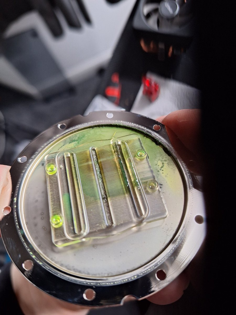 That's just a criminal amount of fallout #corsair The green XL5 is questionable qualiyat best