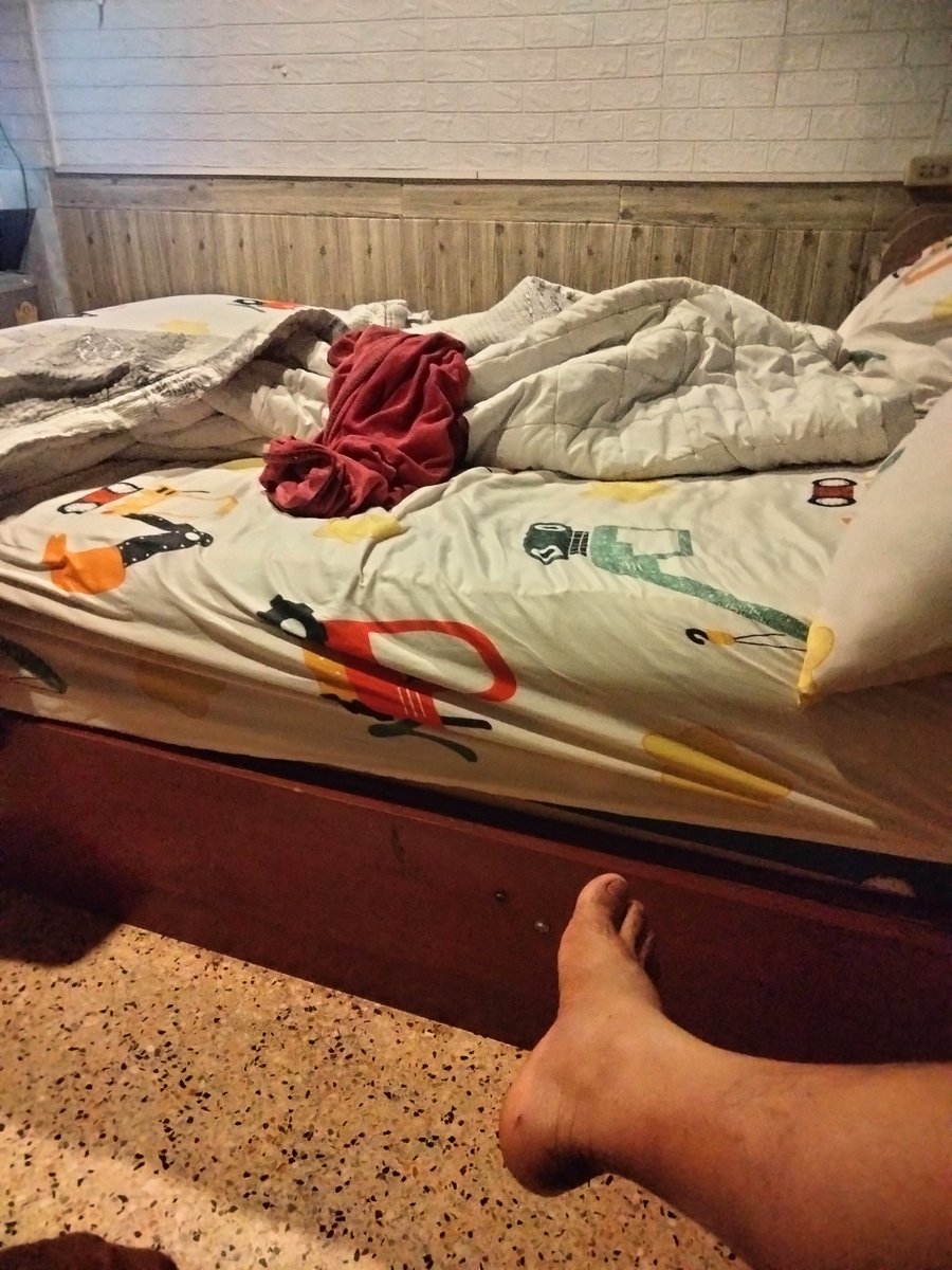 เดี่ยวมีไหมตอนนี้ในเมือง