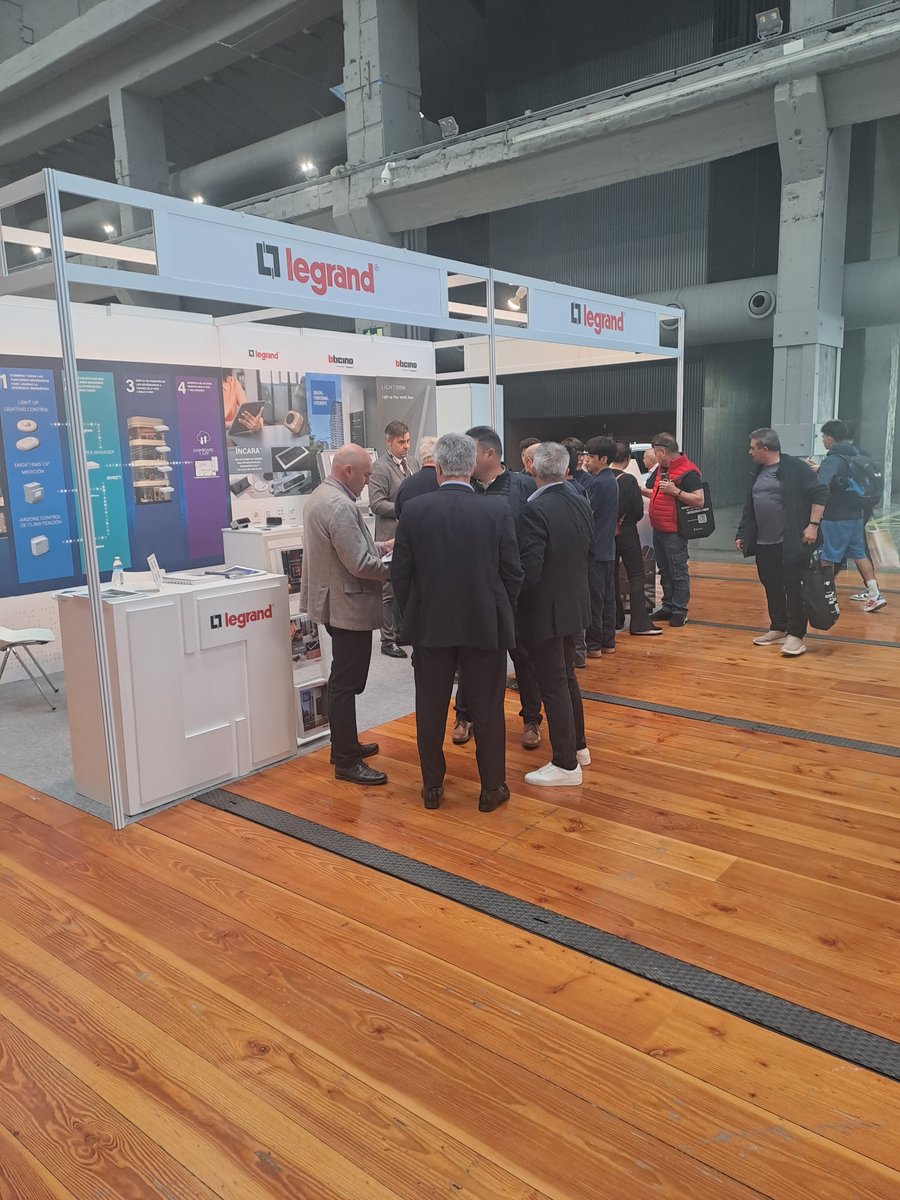 LegrandGroupES's tweet photo. El equipo #Legrand te espera en @Eficam. Visítanos y conoce nuestra novedad #WEOZ para la gestión de edificios. https://t.co/UEGi8r9jQ5