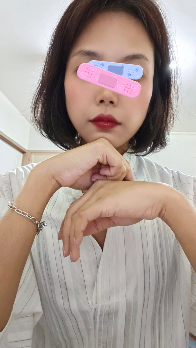 Black_whilee's tweet photo. เลิกงานได้ยัง เลิกงานแล้วไปไหนดี....
#office #เรียลทำงาน  #Skinship https://t.co/sRkrtZcfqr