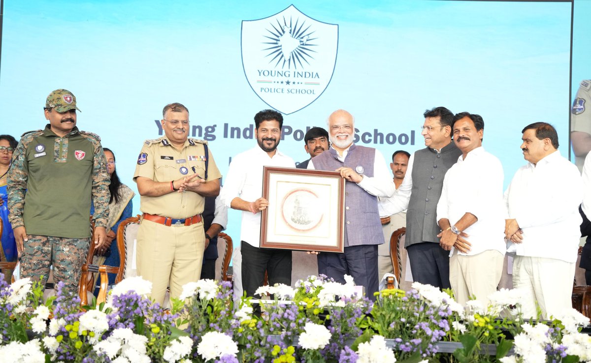 Telangana CMO tweet media