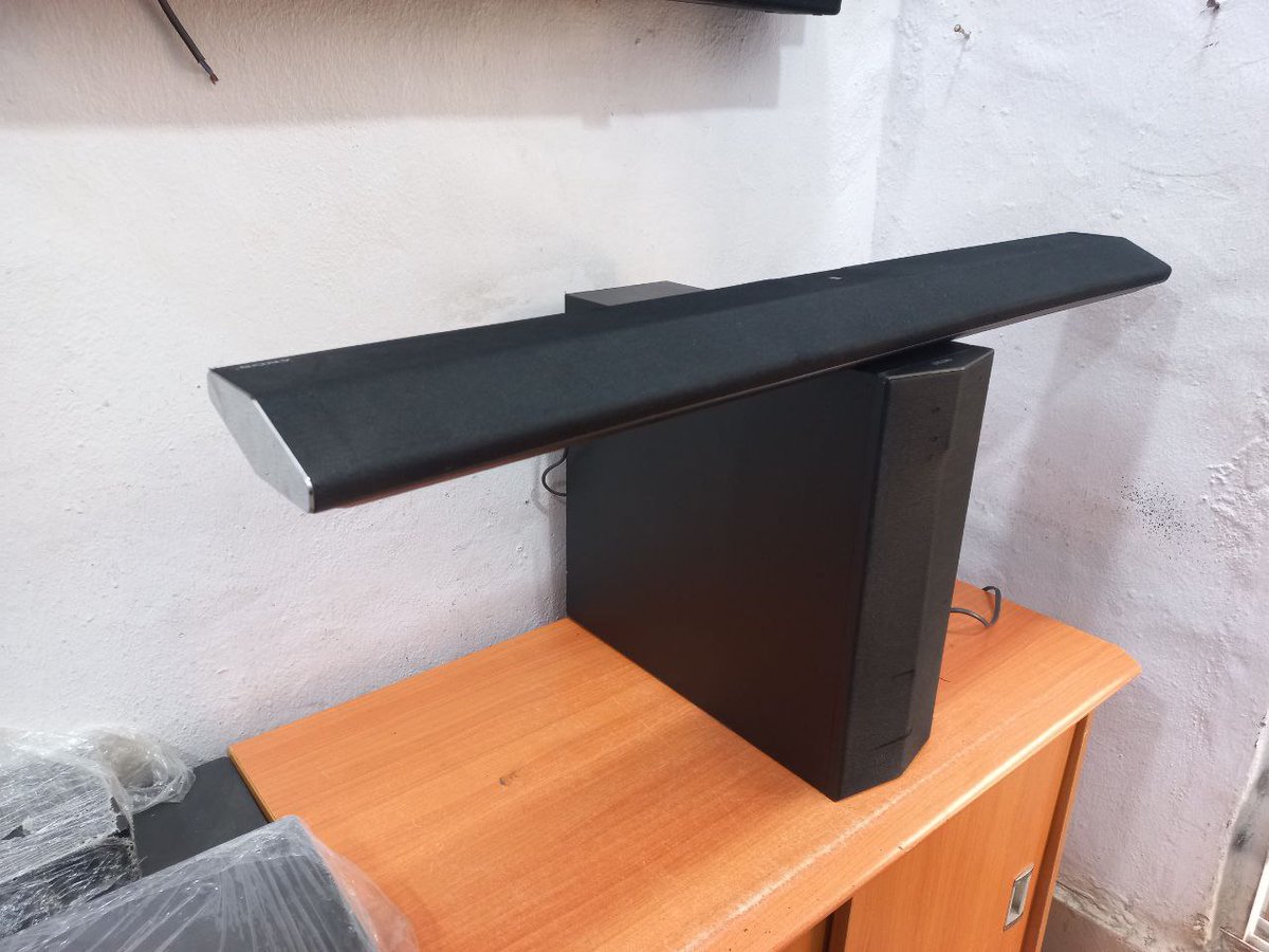 youngkingstores's tweet photo. Samsung QLED SMART TV available in store 👉 32", 40", 43", 50",55", 65" with quantum dot processor, Airslim frameless which comes with Free Netflix, Amazon prime.
Samsung and Sony soundbars with wireless woofer, sharp Bluetooth, deep bass etc.

Whatsapp - https://t.co/lhSq8iEcE0 https://t.co/6i5CMzkygd