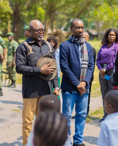 Il y a près d'une année, nous avons eu l’honneur et le plaisir d’accueillir Son Excellence Didier M’Pambia Musanga, Ministre du Tourisme de la RDC, chez nous à Bombo Lumene. Cette visite s’inscrivait dans le cadre du Programme d’Action du nouveau Gouvernement sur l’axe