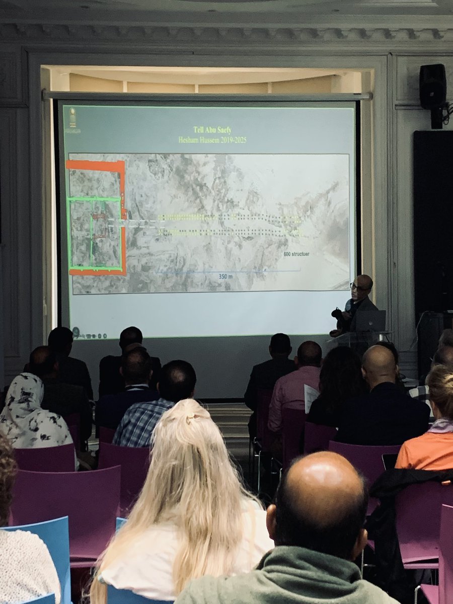 TheEES's tweet photo. Hesham Hussein presents Tell Abu Saefy at the #DSC9.
@TheEES scholarship in 2015 aided his research by facilitating trips to UK archives to study its excavation history.
New excavations have revealed more of the #Roman fortress on #Egypt’s eastern frontier. #RomanFortThursday https://t.co/oo3TNqLayN