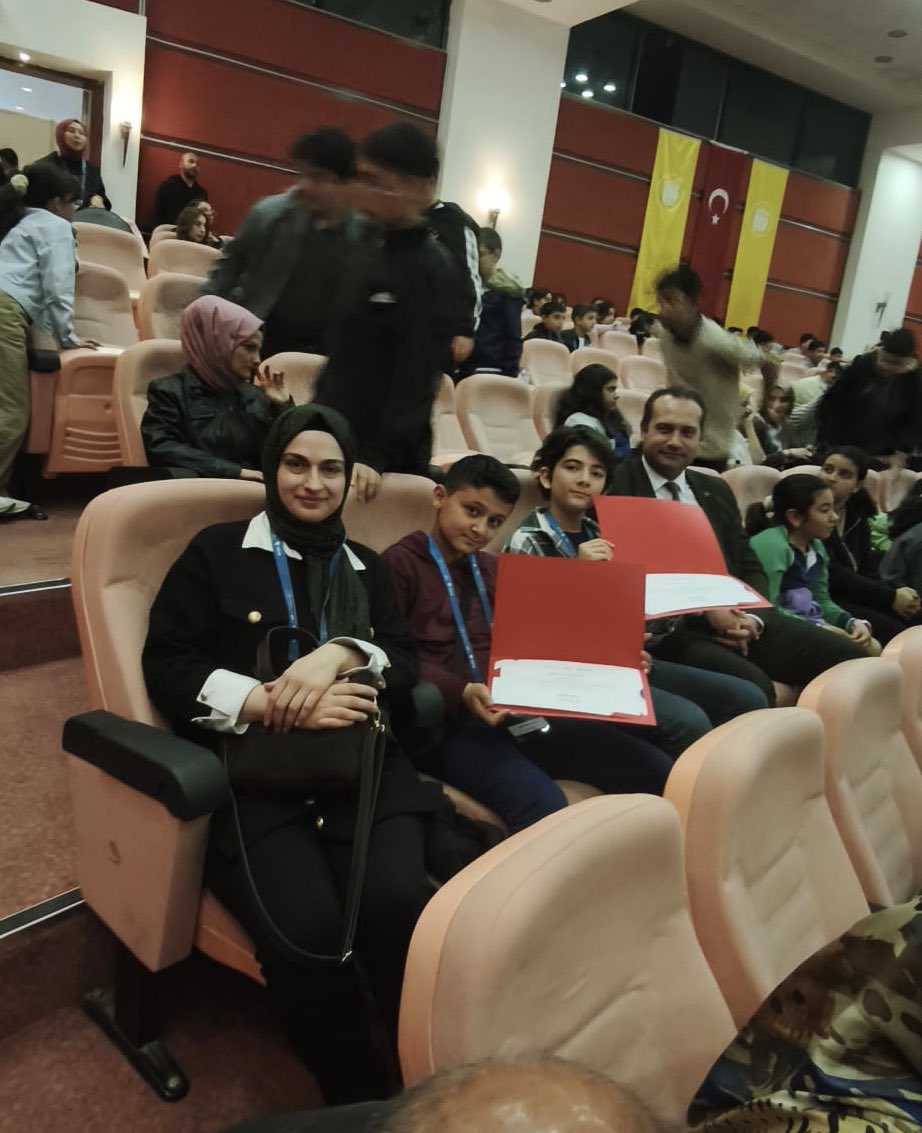 19. TÜBİTAK Ortaokul Projeleri Malatya Bölge Finali’nde Biyoloji branşında,Öğretmenimiz Kübra YAVAŞ  danışmanlığında;öğrencilerimiz Kerem TAY ve Fatih SAİTOĞLU, Bölge 3.’sü oldular.Öğrencilerimizi ve öğretmenimizi tebrik ederiz.<a href="/tcmeb/">Millî Eğitim Bakanlığı</a> <a href="/mehmetyigitmem/">Mehmet YİĞİT</a> <a href="/elazigmem/">Elаzığ İl Мillî Eğitim Müdürlüğü</a>  <a href="/23Mustafakilinc/">Mustafa Kılınç</a>