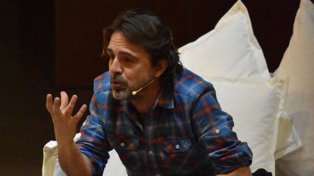 Gözaltına alınan yazarımız Timur Soykan'dan BirGün'e mesaj: "Patronumuz yok ama sahipsiz değiliz. İyi ki BirGün var. Yoldaşlara çok selam. Hakikat mücadelemizde omuz omuzayız"
birgun.net/haber/gazeteci…