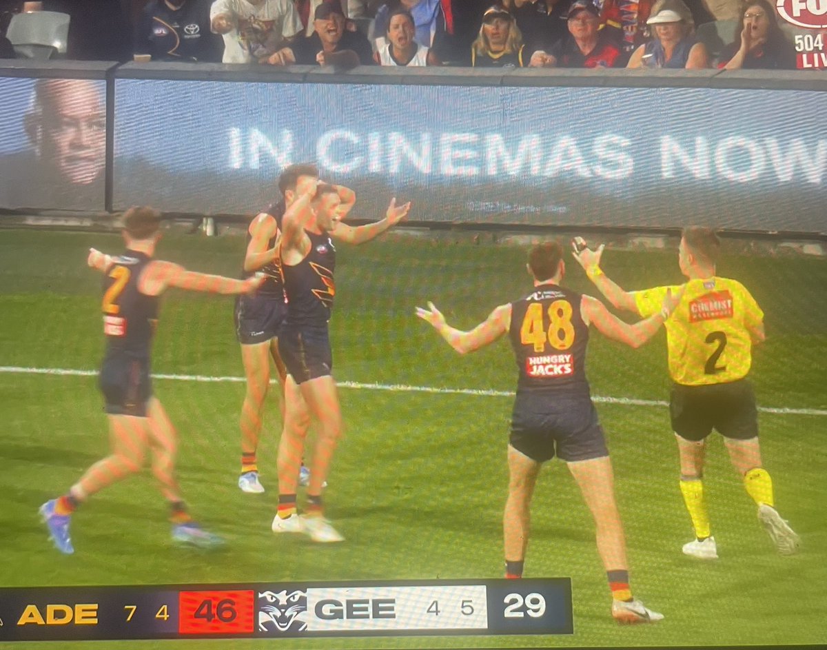 baz 🥷 tweet media