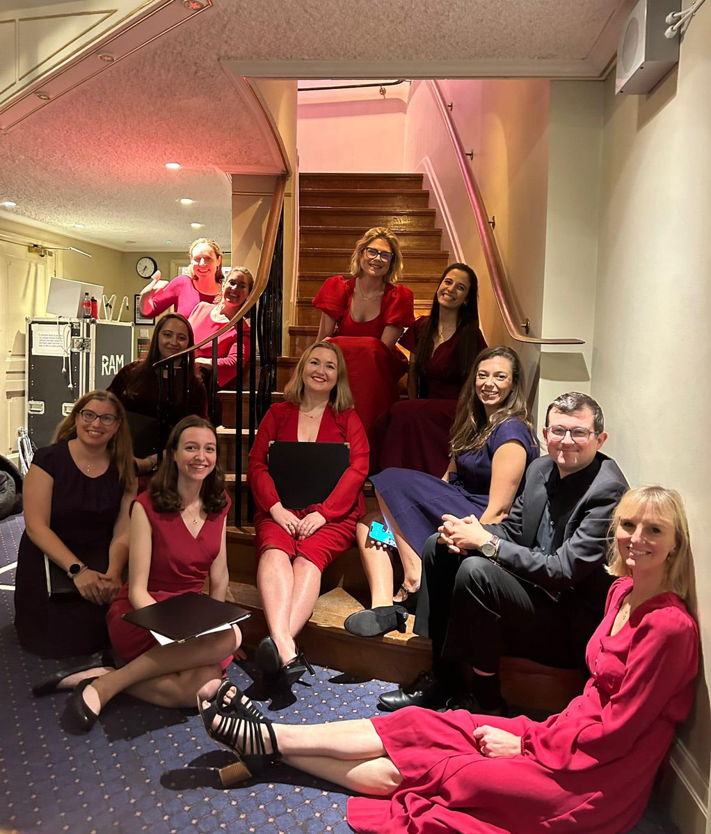 Chantage Choir tweet media