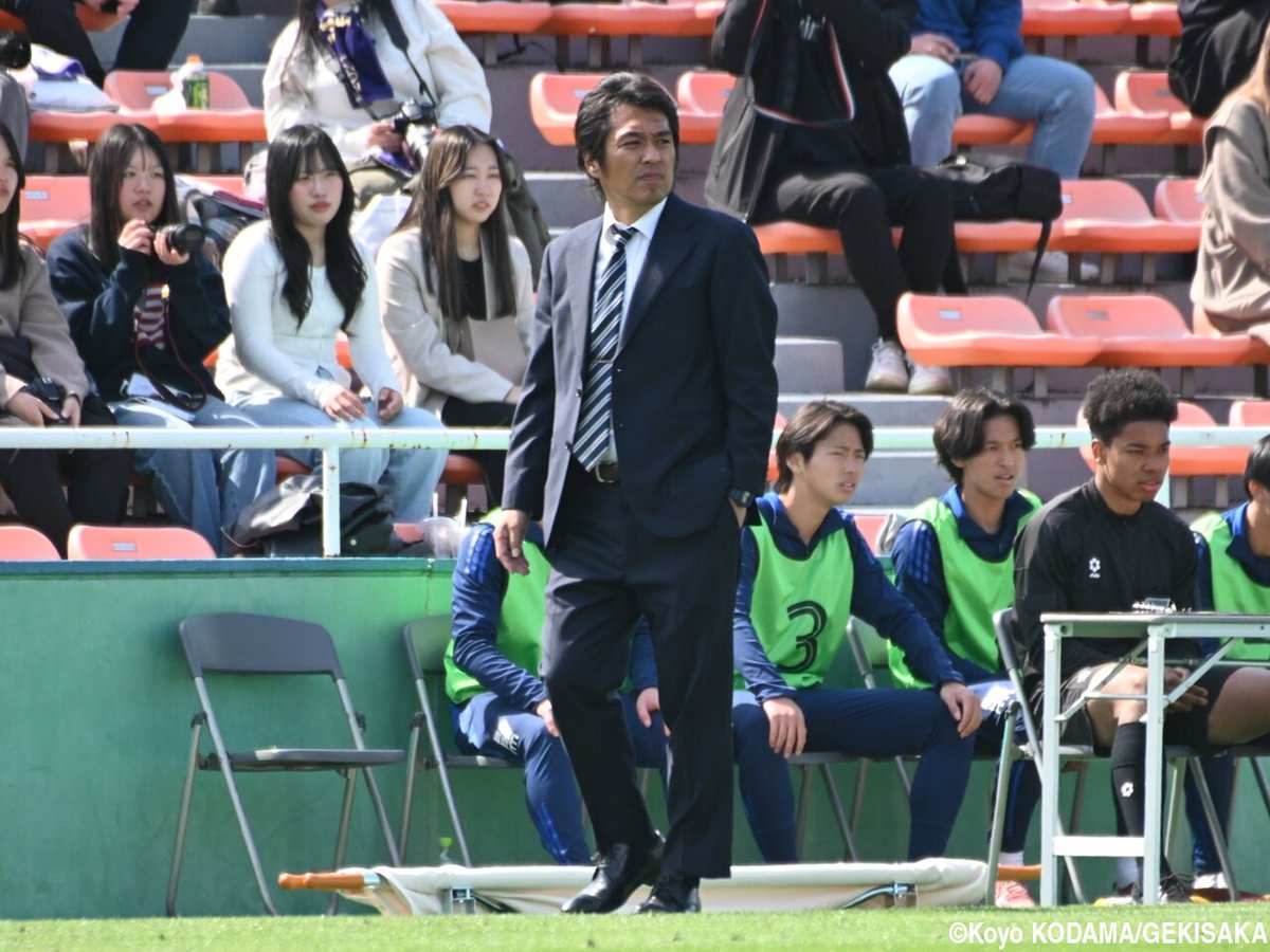 gekisaka's tweet photo. [関東]昨季無敗Vの明治大新監督はサラリーマン兼業「難しいチャレンジになる」池上新体制が船出

https://t.co/AgnXT2e5Te

#ゲキサカ #大学サッカー #関東大学サッカーリーグ #関東大学リーグ https://t.co/vTq7yQvJoO