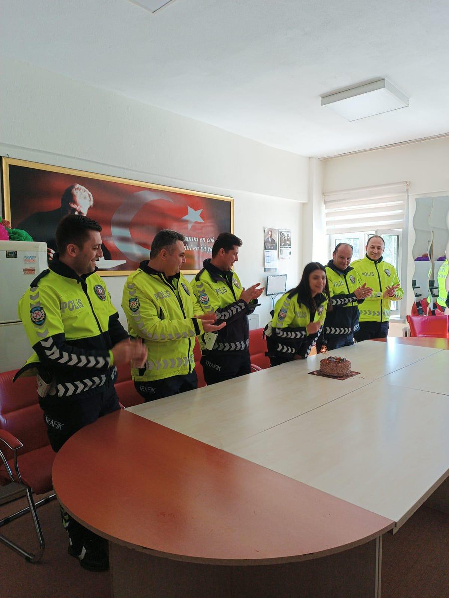 HacParal's tweet photo. Türk Polis Teşkilatının 180.Kuruluş Yıl Dönümü Kutlu Olsun.
@tcmeb 
@denizlimem 
@emre_caliskan 
@YildizTask https://t.co/bNKyIWQUDt