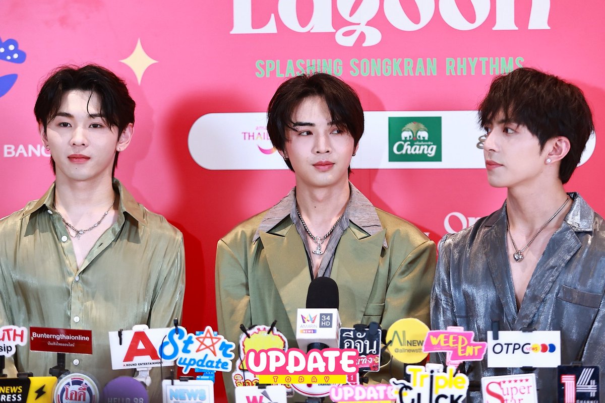 Update__today's tweet photo. #RACEBASE ช่วงสัมภาษณ์สื่อก่อนเริ่มงาน "One Bangkok, One Lagoon Splashing Songkran Rhythms" ✨
#GUODONG #DONGDONG
#JUNLAN
#OneBangkokOneLagoon
#OneBangkok
#UPDATETODAY #ข่าวบันเทิง https://t.co/qrTOtVFBz2