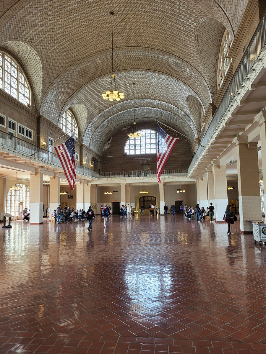 DeclanFahey2's tweet photo. Ellis Island, NYC https://t.co/n7SvO0mUMP