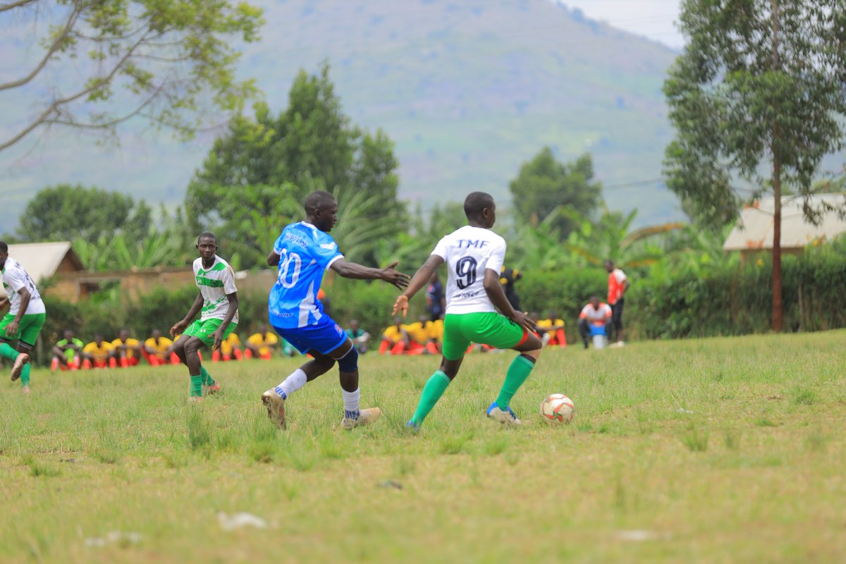 #USSSAZonalQualifiers2025 - Rwenzori Zone 

Football-Boys || Round Of 16 

FT’ Fort Portal SS 6 : 0 Hill Side SS 
  ⚽️⚽️ Mutebi Faisal 
  ⚽️ Leko Amos Wage
  ⚽️ Ssentongo Wyclif
  ⚽️⚽️ Iruma Semu 

Fort Portal Sec School are Through to Quarter Finals 

🏟 Rwengoro Primary School