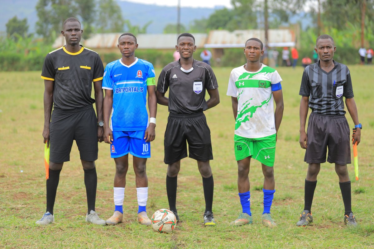 USSSAOnline's tweet photo. #USSSAZonalQualifiers2025 - Rwenzori Zone 

Football-Boys || Round Of 16 

FT’ Fort Portal SS 6 : 0 Hill Side SS 
  ⚽️⚽️ Mutebi Faisal 
  ⚽️ Leko Amos Wage
  ⚽️ Ssentongo Wyclif
  ⚽️⚽️ Iruma Semu 

Fort Portal Sec School are Through to Quarter Finals 

🏟 Rwengoro Primary School https://t.co/7L7XlW3Zq3