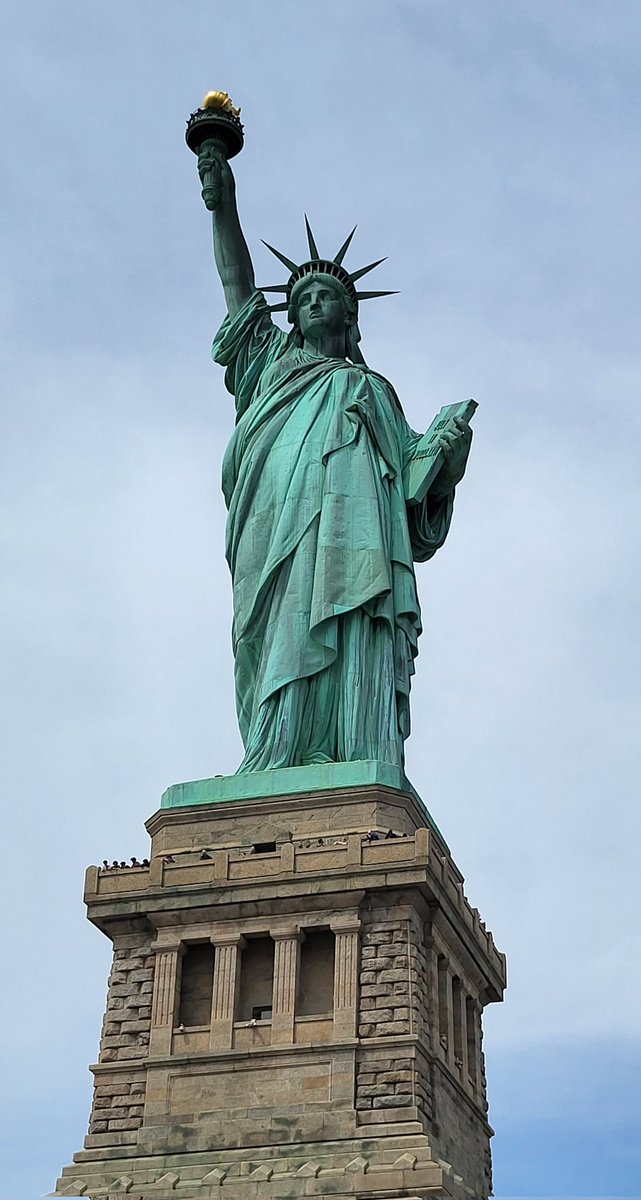 DeclanFahey2's tweet photo. Statue of Liberty, NYC https://t.co/ulzGVLWPGp