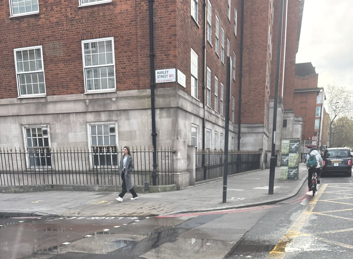 comcab33's tweet photo. What’s the deal with Harley st @thameswater !! 
4 weeks tomorrow since your team upped diggers and left. Job Done 🙈 4 weeks of water leaking from repairs 🙈 don’t bang on about hosepipe bans anymore. #Shambles Another road closure coming 🙈#NotFitToServeLondon https://t.co/10Svq3Nj2l