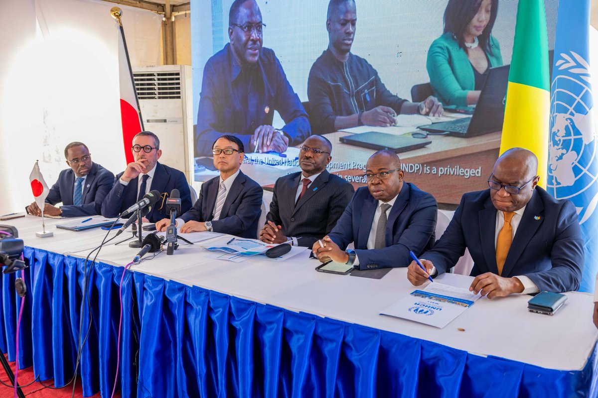 PNUDMALI's tweet photo. L’Ambassade du Japon 🇯🇵 et le Système des Nations Unies 🇺🇳 au Mali 🇲🇱, à travers le @PNUDMALI, ont annoncé ce 9 avril 2025 un financement de 8 projets dans le cadre du budget supplémentaire japonais 2024-2025. ⤵️ https://t.co/GsY8K0x5fx