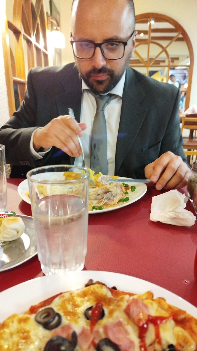 mantomo's tweet image. De vez en cuando le caemos a IL DUOMO  con mi Bro.