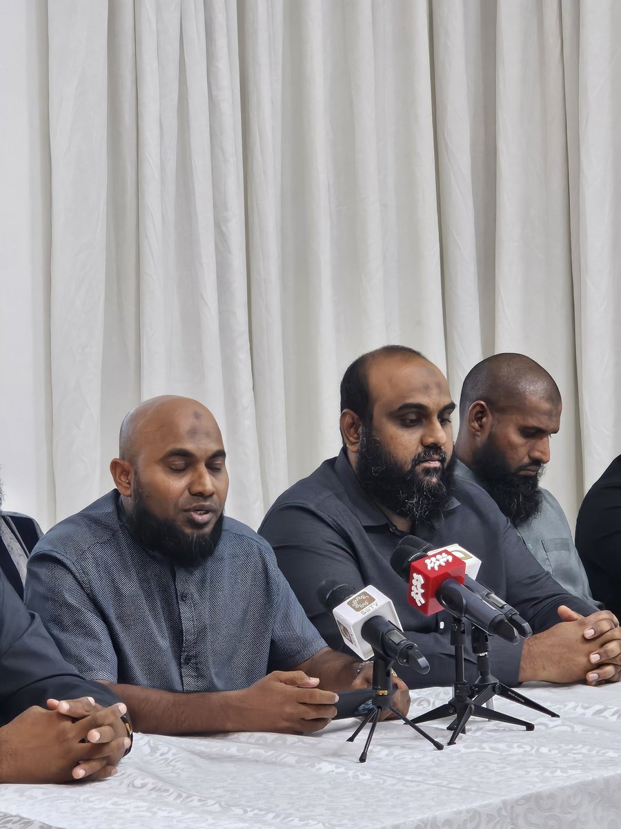 ilmugeGulhun's tweet photo. ޣައްޒާއާ އެކު
#withGaza https://t.co/XyOH2PQs1g