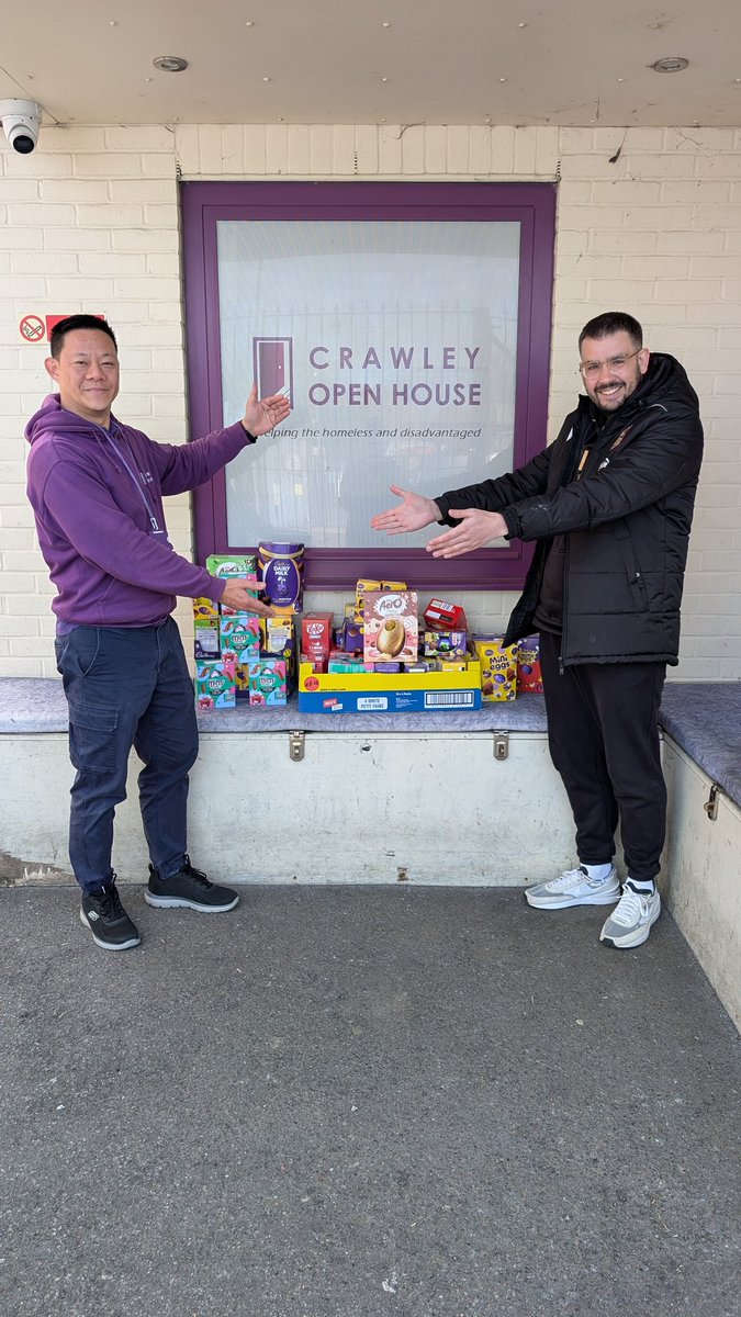 Tom has spent the morning delivering your Easter Egg donations to our community partners Crawley Free Shop, Crawley Open House and The Easter Team 🐰🍫

Thank you to all our committee, players, management, youth section and supporters for your support!

#UpTheBridges🧡🖤