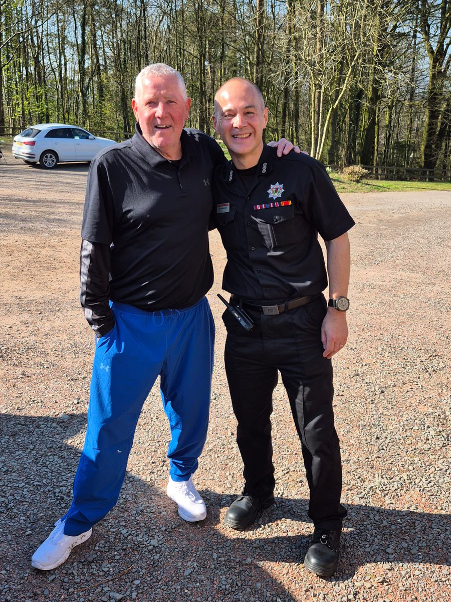 QOSphotos's tweet image. Former Queens legend Ted McMinn spotted in the region earlier today #tinman