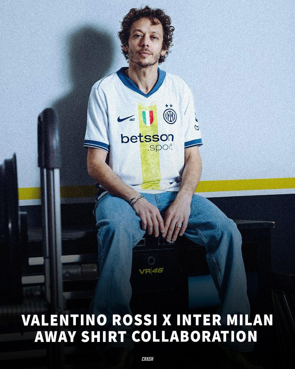 Valentino Rossi x Inter Milan collab 🇮🇹 

To celebrate his 46th birthday and love for the club. Inter will be wearing this shirt on Saturday against Cagliari ☀️🌙

#MotoGP