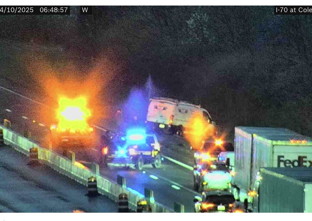 BREAKING - 70 WB CLOSED past Hilliard Rome Rd near Cole Rd <a href="/wsyx6/">WSYX ABC 6</a> <a href="/fox28columbus/">FOX 28 Columbus</a> #GDCTeamTraffic