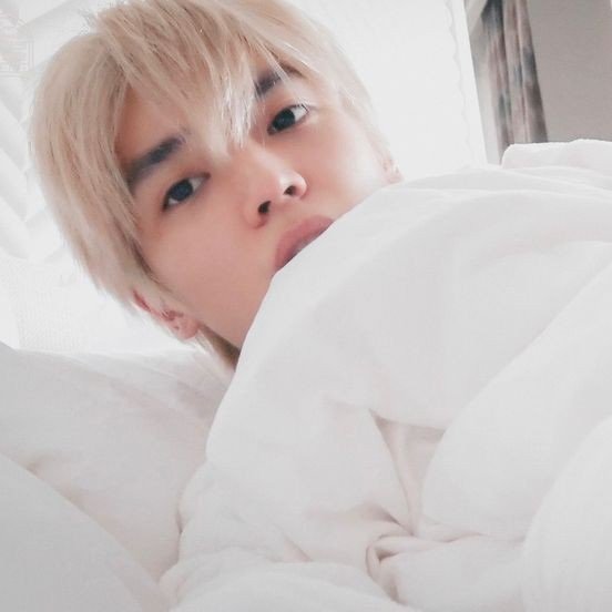 buulaubi's tweet photo. JAEYONG NSFW AU 🔞
— uncle is mine

"Tiyo, Kenapa bajunya ga dipakai?"

"Kata Mimi, tidur telanjang bagus buat kesehatan, Uncle."

★ by buulaubi 🍠 https://t.co/IeeGi7Ak9a