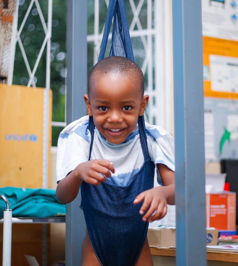 UNICEFBotswana's tweet photo. Growth monitoring is an essential part of child health care. This little one was brought in for monthly check up at Area L Clinic in Francistown.
#RoutineImmunisation #ForEveryChild https://t.co/iSUOUG2xxS