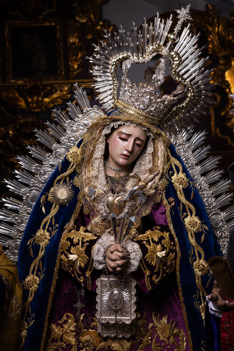 MonteCalvario's tweet photo. VIERNES SANTO | Nuestra Señora de Fe y Consuelo se presenta ataviada en el Misterio de la Sagrada Mortaja para la estación de penitencia del próximo Viernes Santo. #CofradíasMLG https://t.co/TobLOAAeoK