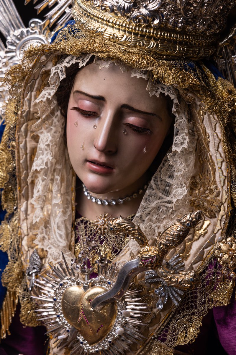 MonteCalvario's tweet photo. VIERNES SANTO | Nuestra Señora de Fe y Consuelo se presenta ataviada en el Misterio de la Sagrada Mortaja para la estación de penitencia del próximo Viernes Santo. #CofradíasMLG https://t.co/TobLOAAeoK