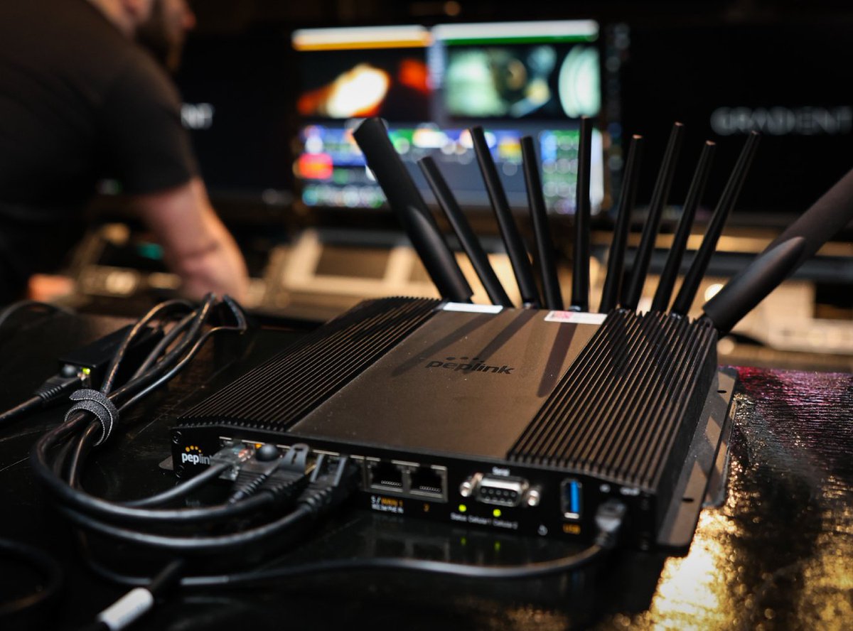 Peplink's tweet photo. Creating unforgettable brand moments takes more than creativity—it takes rock-solid connectivity. 💡 At a recent beauty brand event, Impulse used Peplink's BR2 Pro with the help of West Networks to power real-time experiences &amp; capture first-party data: https://t.co/wuDaiFs2bm https://t.co/eSjcnWoyfj