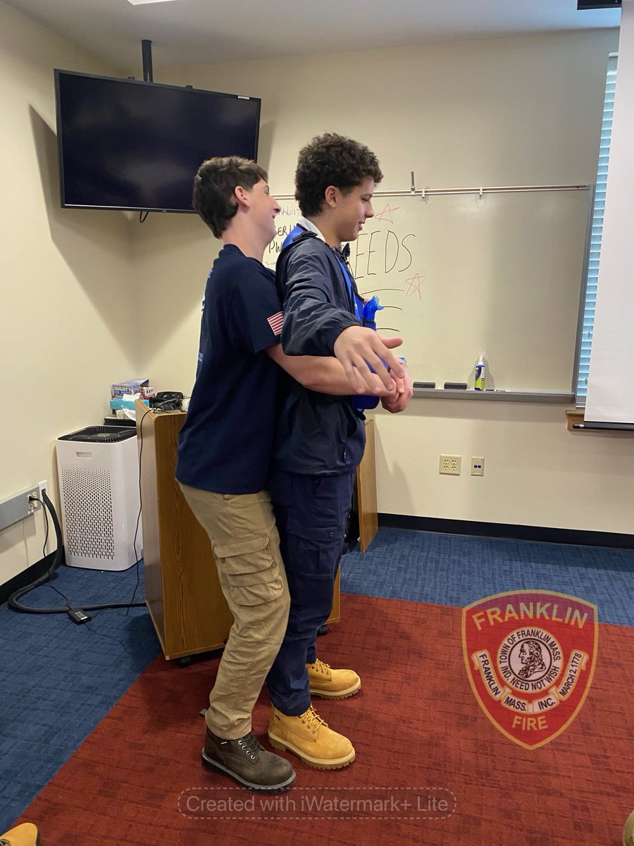 FranklinSafe's tweet photo. FHS Senior Project students learned the life saving techniques of CPR and the Heimlich maneuver.  These are life saving skills that will stay with them forever!! ❤️�� https://t.co/dC5A8lUbVC