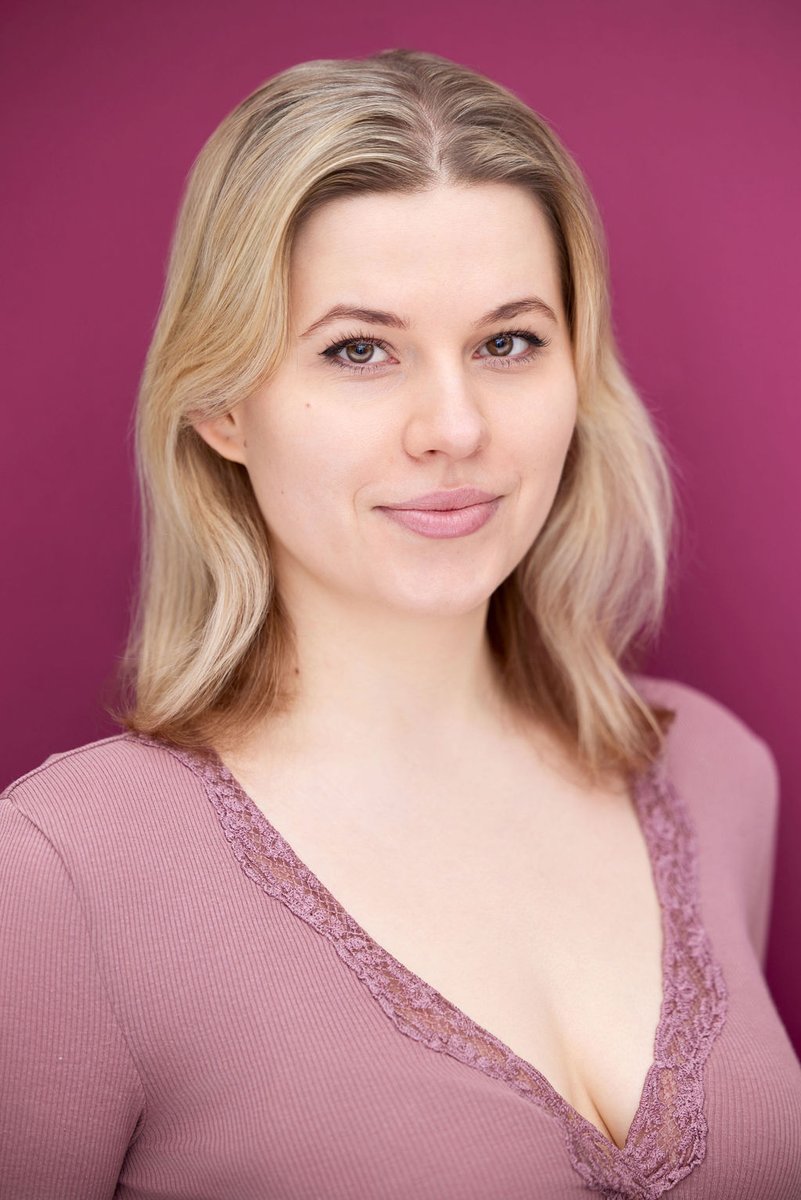 AgataNielsen's tweet image. Acting Headshot 🎭🪅
@WeAreLumosia

#actress #actingheadshot #actorheadshots #polishactress #polishgirl #photography #photomodel #photoshoot #headshot