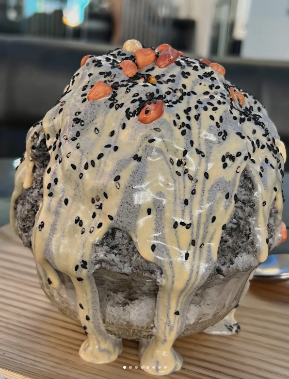 黒ごまかき氷です🖤🍧