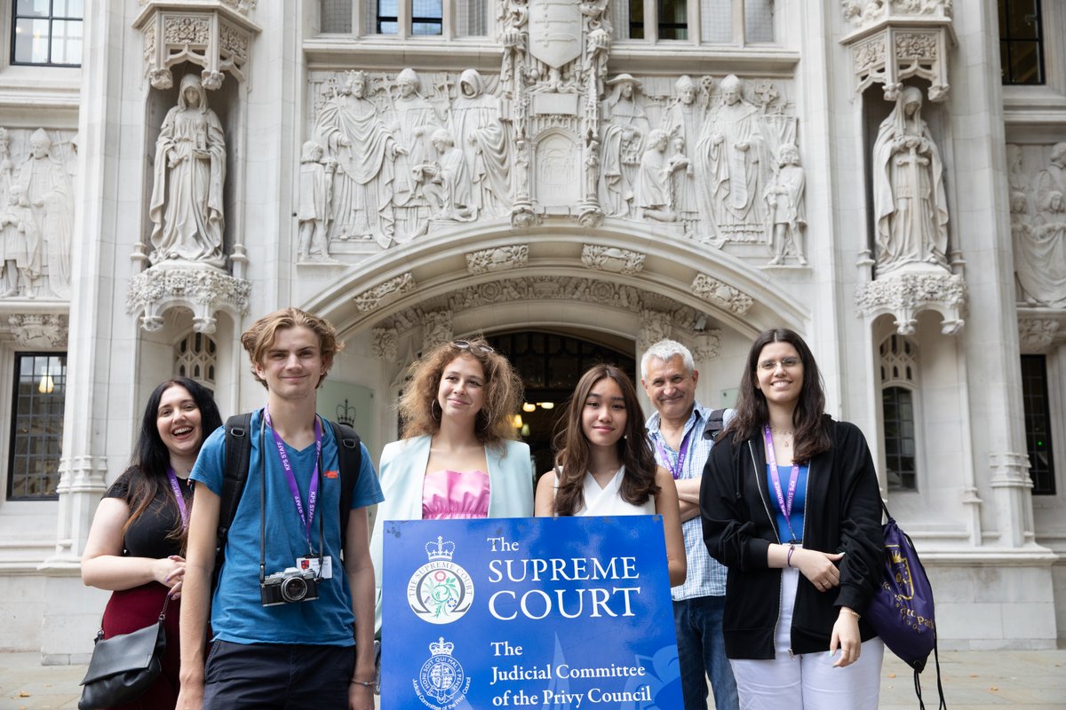 Explore our two-week summer courses in Law, Politics, and International Relations in London! Join us for debates and visits to top landmarks including the Royal Courts of Justice: ow.ly/PeyS50VwMtQ