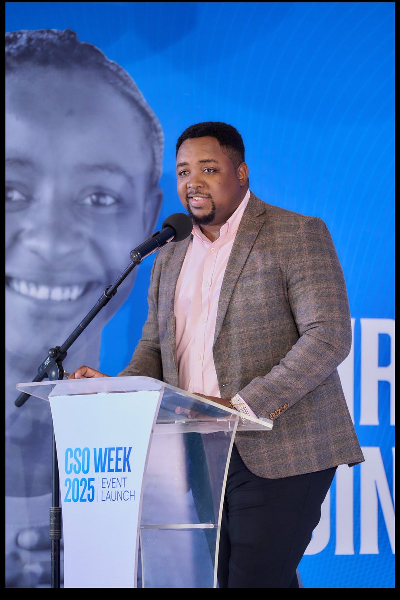 officielsalome's tweet image. Kauli mbiu ya mwaka huu ni &apos;Pathway to Progress: From Polycrisis to Polytunity&apos;. Mkurugenzi wa FCs amesisitiza mshikamano kati ya Asasi za Kiraia ili kubadilisha changamoto kuwa fursa na kusukuma mbele maendeleo ya jamii.

#WikiYaAzaki2025 
#CsoWeek2025