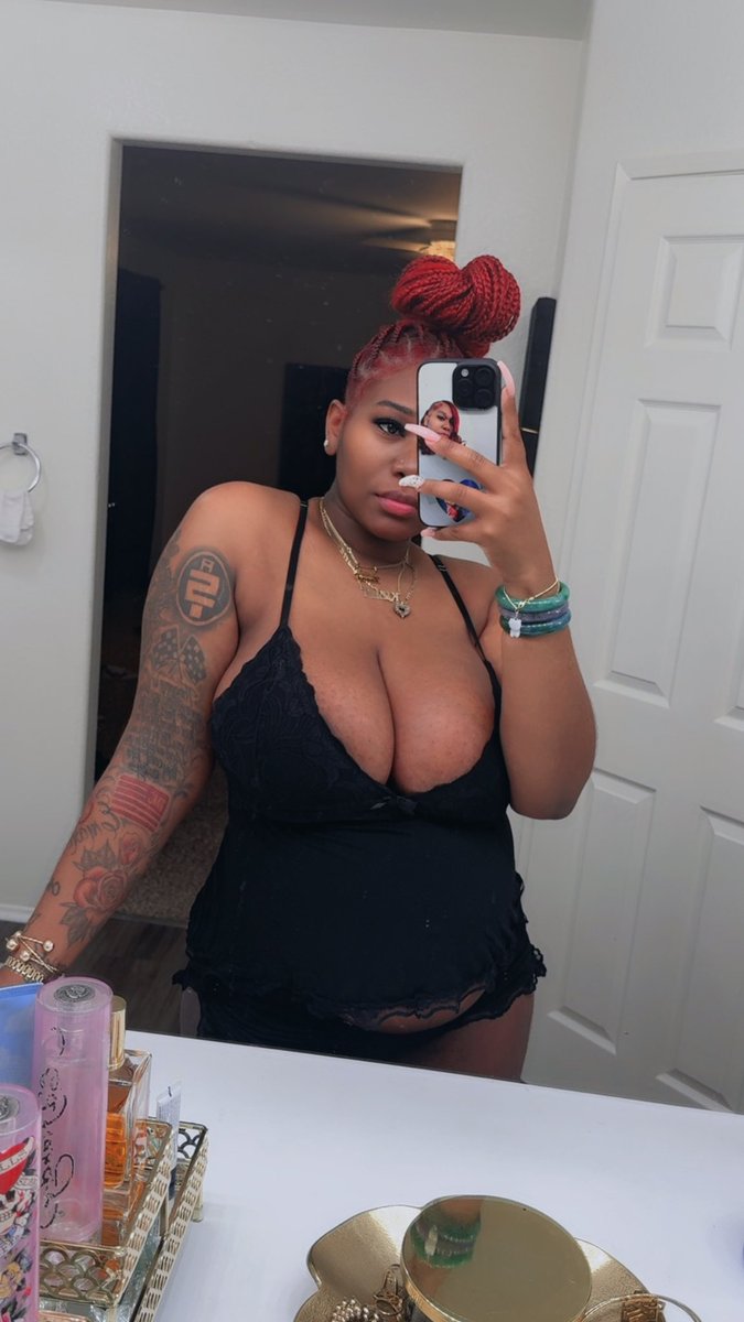 RheaTheRedHead's tweet image. ✨💋