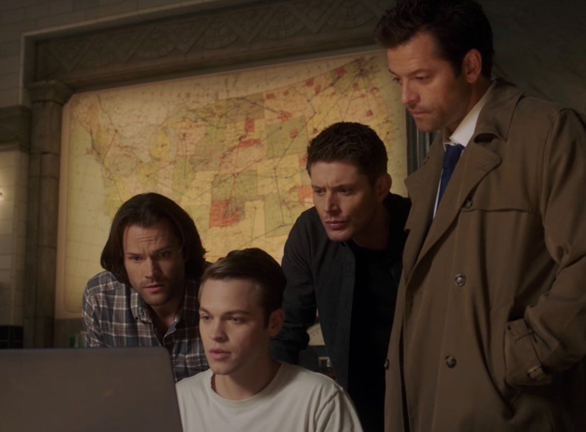 thearmorswars's tweet photo. They look like they're waiting to see if Jack got into Harvard or smth https://t.co/13Zsa5km9l