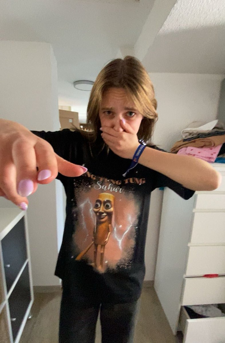 Nicole | neneli 🥀 tweet media