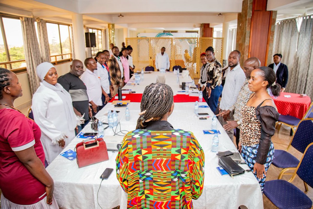 panel_youth's tweet photo. The Youth Panel and @NYINUganda gathered stakeholders and youth representatives from Makindye Division for a 2-day budget advocacy forum. This aimed to discuss outcomes from budget consultation meetings, focusing on access to SRHR information and services for marginalized youth. https://t.co/T4Ml9RV4xe