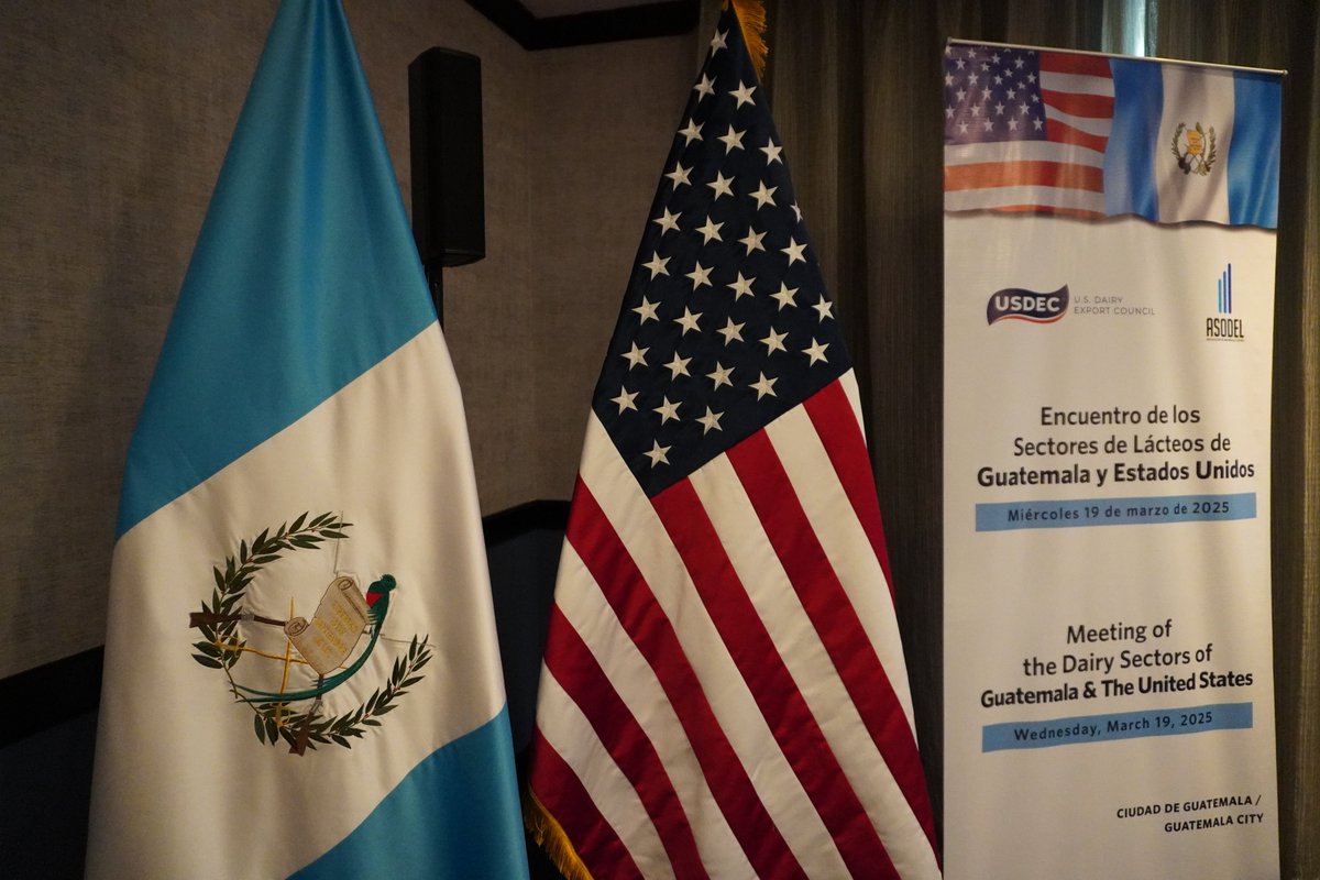 Asodelgt's tweet photo. Como parte del encuentro entre el sector lácteo de Estados Unidos y Guatemala se conversó con el Viceministro de Integración y Comercio Exterior, Héctor Marroquín, y con representantes del Ministerio de Salud y de la Secretaria de Seguridad Alimentaria y Nutricional de Guatemala https://t.co/eSC2HDyUum
