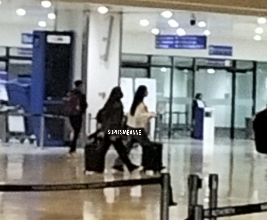 debeelowkey_'s tweet photo. Enjoy your vacation belleey daserve mo yan Omo.. mag kasmaa sila ni Arabelle🥹🤎 #bellemariano https://t.co/DWV7zVTHfG
