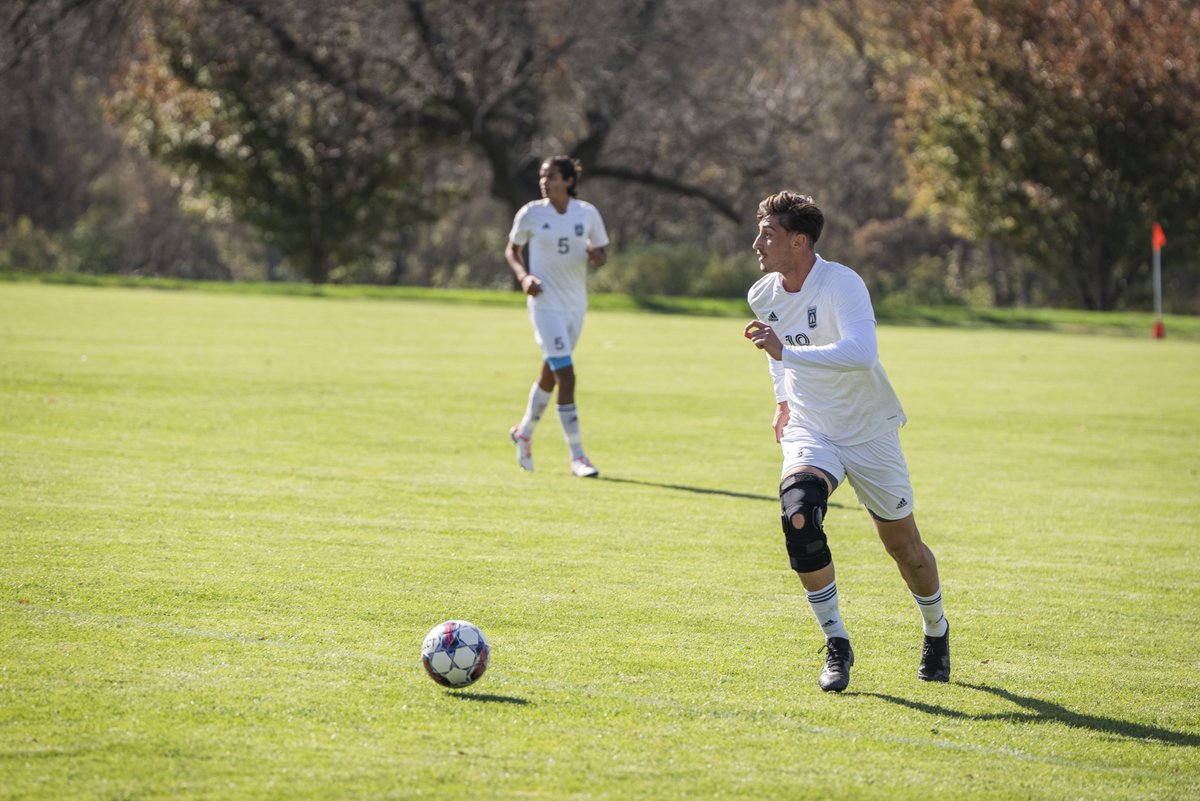 TelemundoSTL's tweet image. La primavera es hermosa, ¡pero la emoción del fútbol de otoño ya se siente en @STLCC ! ⚽️ Tanto si sueñas con jugar como con ser parte de la afición, ¡encuentra tu lugar en STLCC! Visita 👉 stlcc.edu para más información.

#STLCC #DeporteUniversitario #Stl