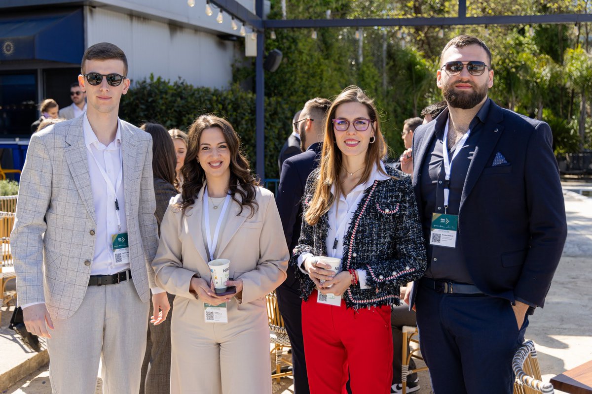 U ☀️ Tivtu o 💚 agendi

Ove nedelje mladi iz regiona su na @ESGAdria predstavili projekte u okviru <a href="/rccint/">RCC</a> Youth Lab-a koji će se ove godine baviti zelenom agendom🌳

<a href="/MrezazamladeCG/">Mreža za mlade Crne Gore</a>