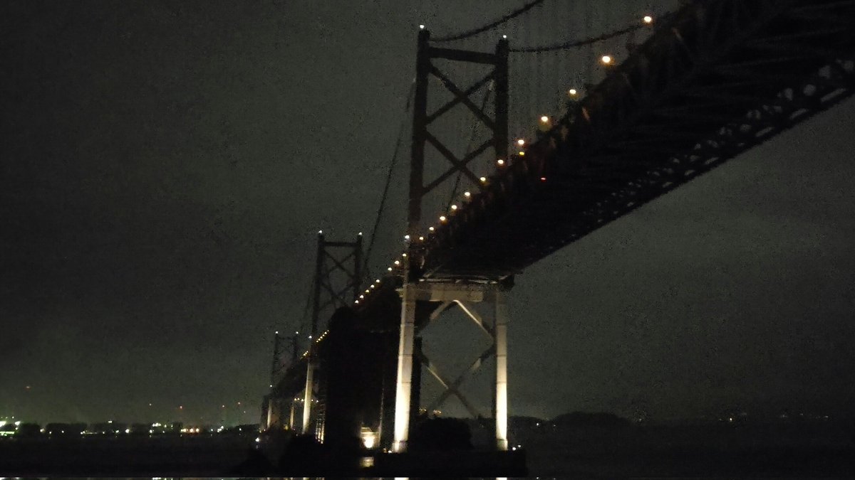 唐津に向かうフェリーより
瀬戸大橋をくぐります
ラリーは雨模様か…？
#全日本ラリー #ツール・ド・九州2025in唐津 #日産 #マーチ #forvia